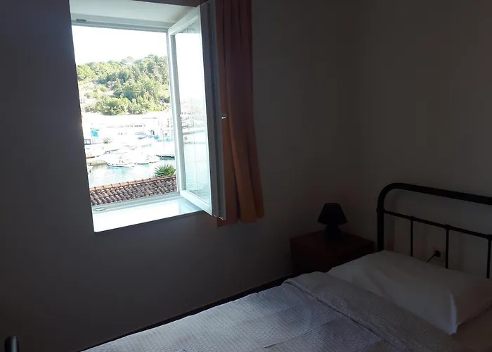 Provista Veli Iž